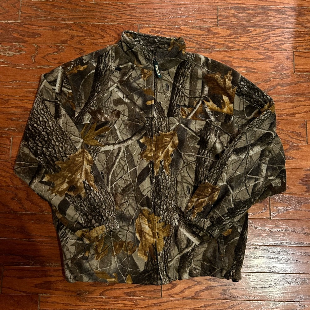 Remington camo hunting fleece Large